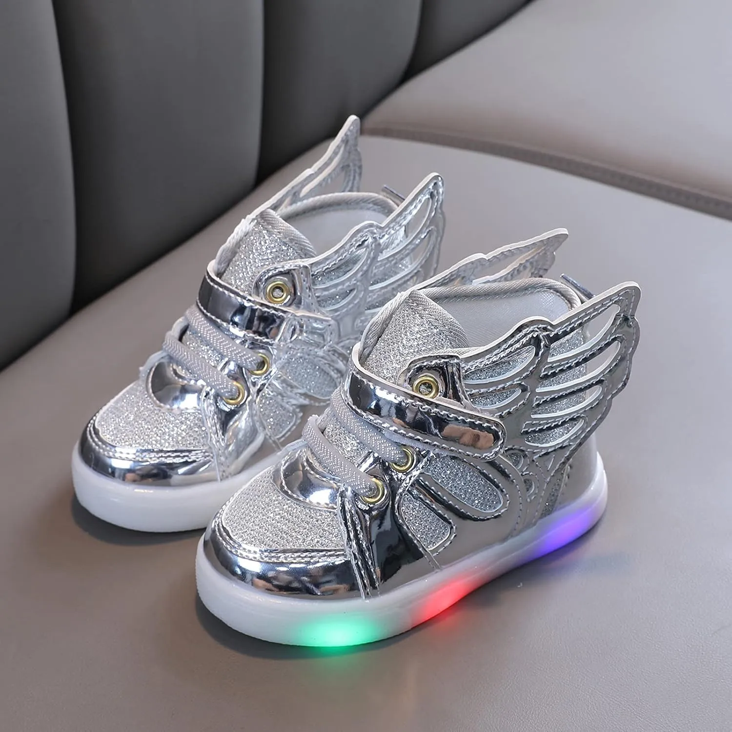 Little Kid Boys Girls 3 Colors LED Light Luminous Sports Shoes Toddler Sneakers Athletic Wings Trainers High-top Shoes